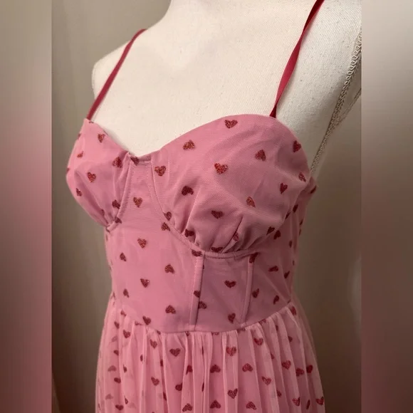 Betsey Johnson Heart Dress 🩷 - Picture 3 of 17
